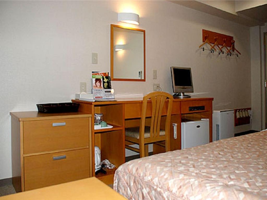 Best Inn Uozu חדר תמונה